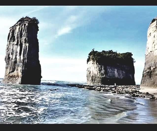 Hotel The Hole In The Rock Yurt Cape Foulwind Exteriér fotografie